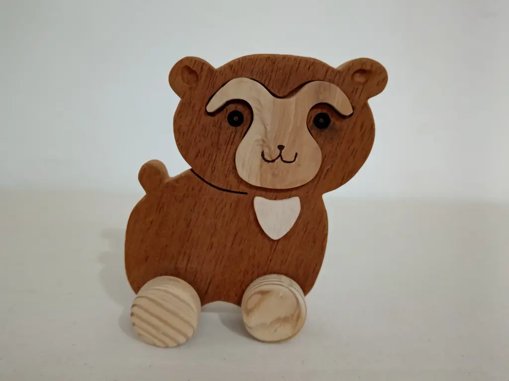 Oso Tierno – Figura artesanal en madera natural 